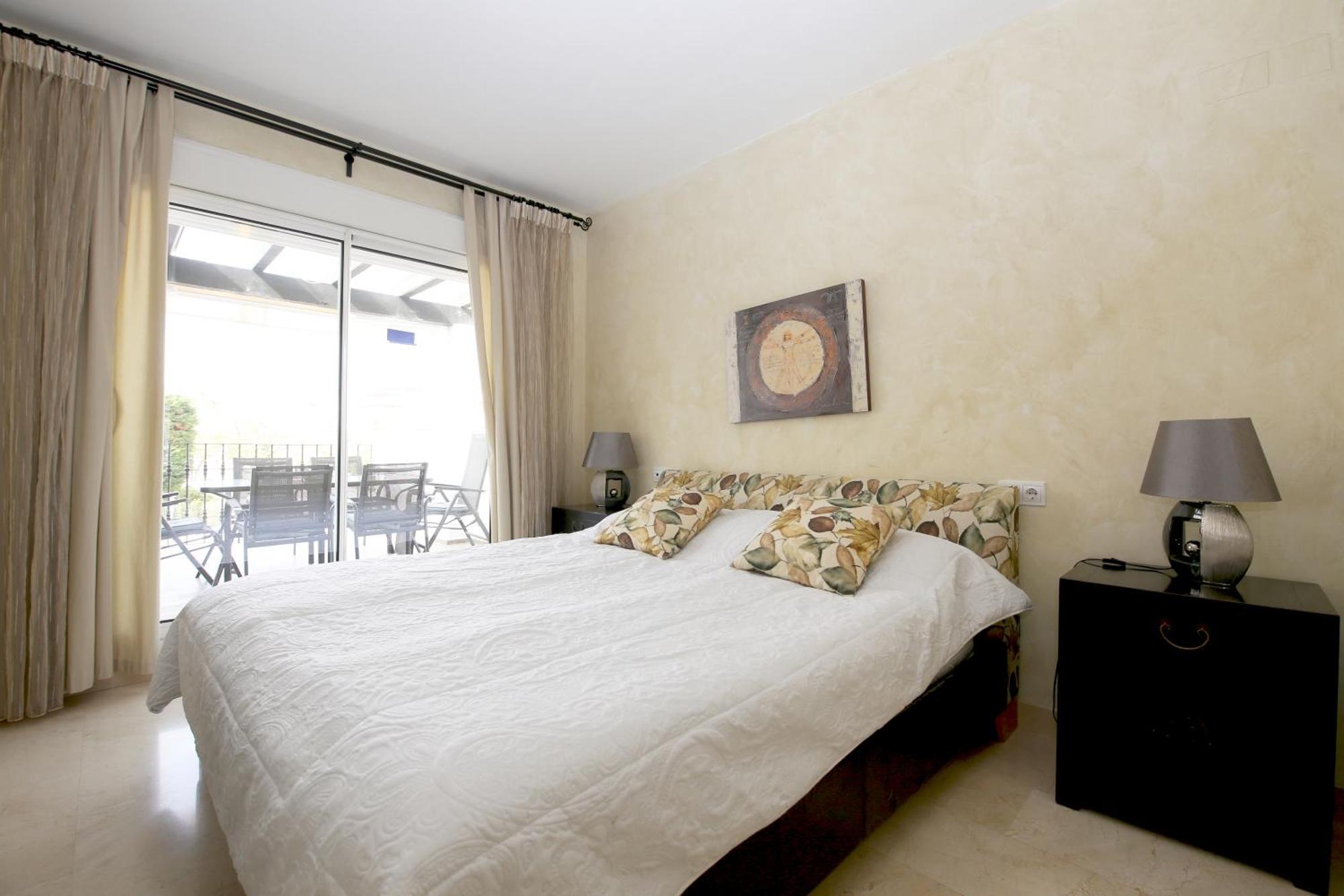 San Pedro Beachside Abril Apartamento